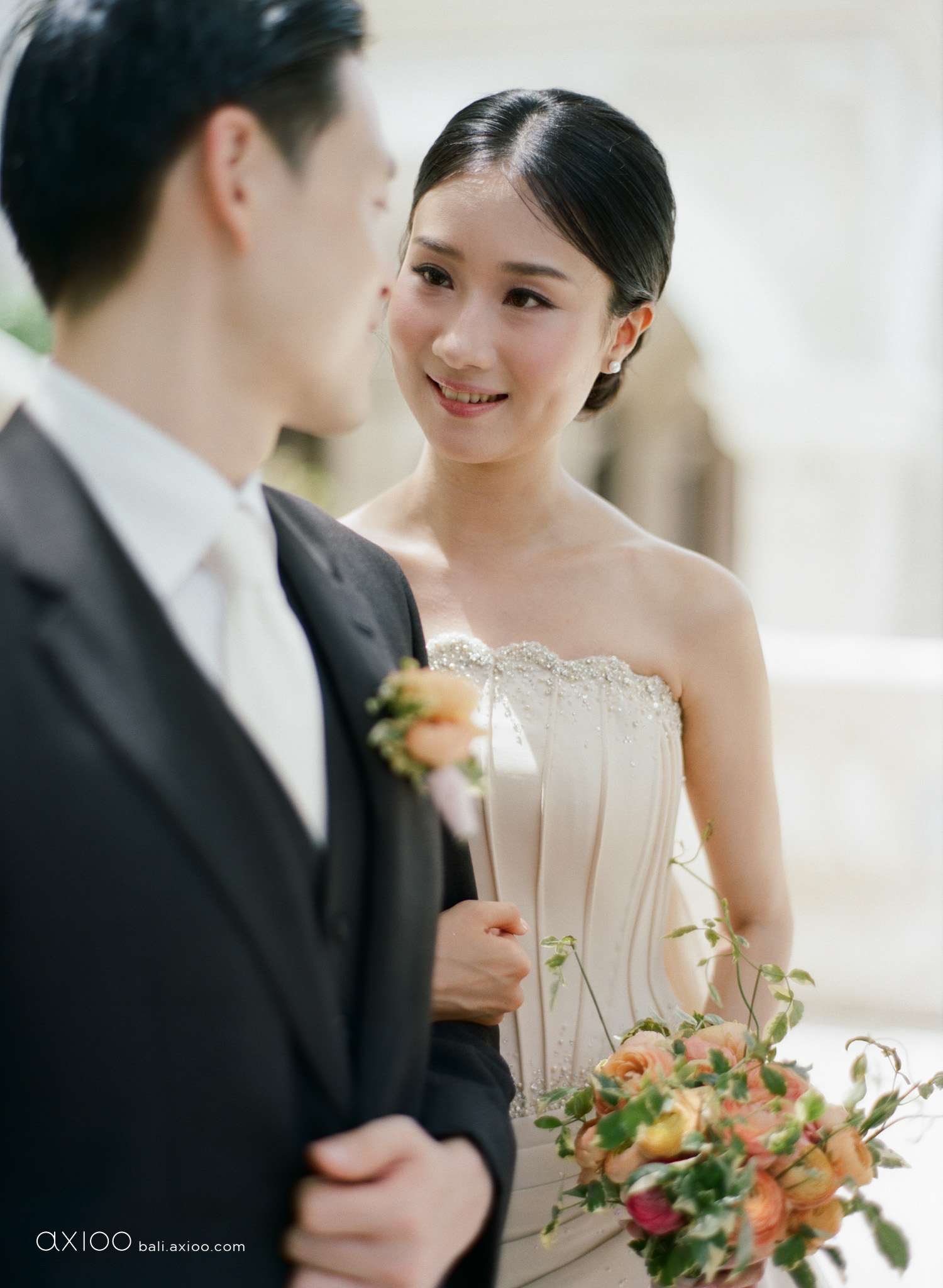 Axioo: A Wedding on Film in Bali: The AXIOO Perspective